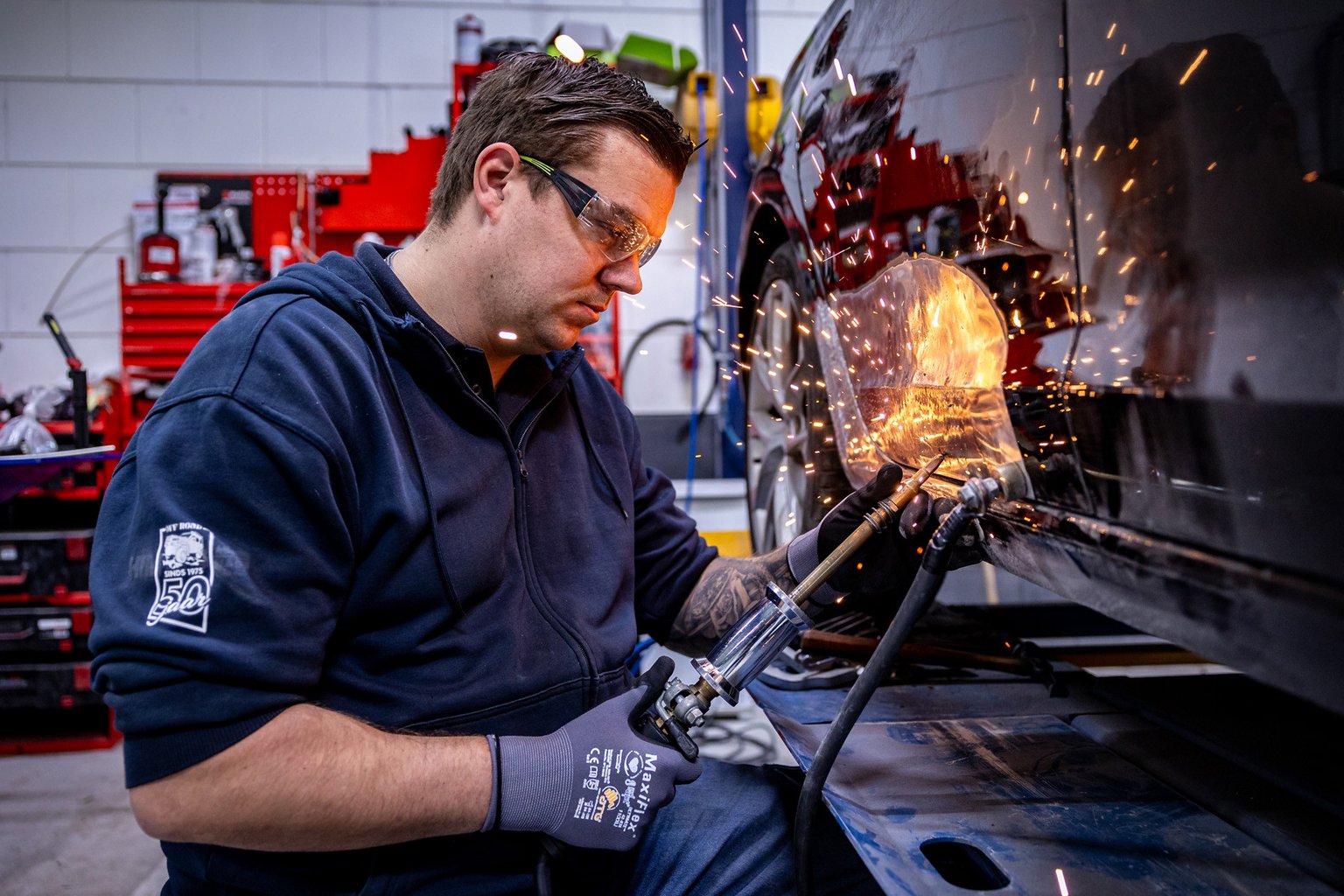 Hans van Mierlo Autoschade Oosterhout schadeherstel