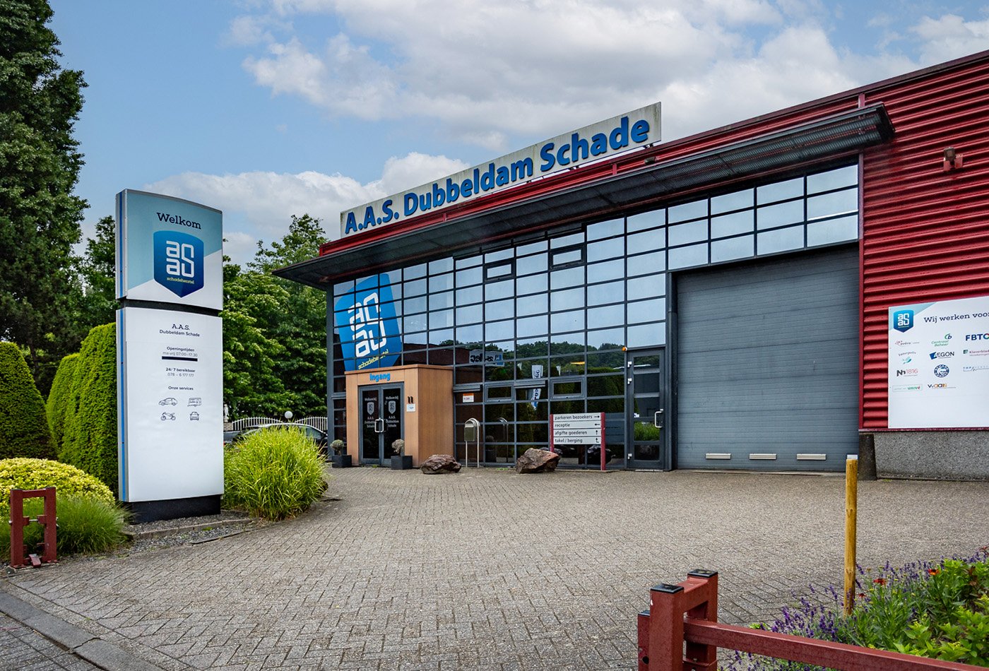 Calculator of flex calculator bij Autoschade Dubbeldam Dordrecht
