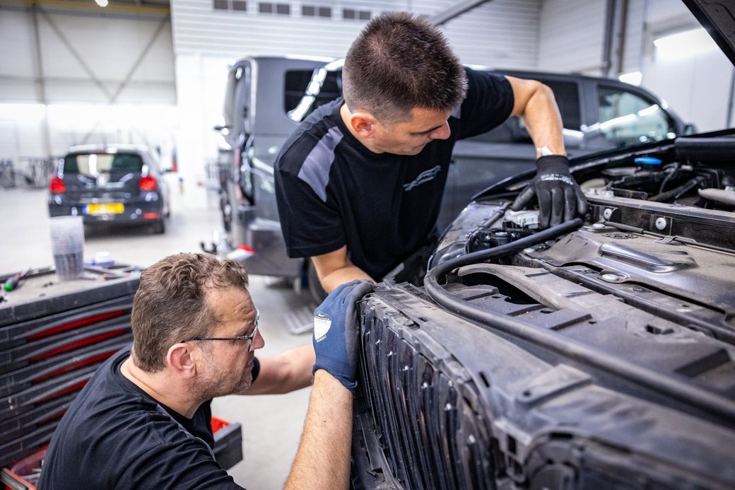 Autoschade Van der Meijden Giessen Teamwork