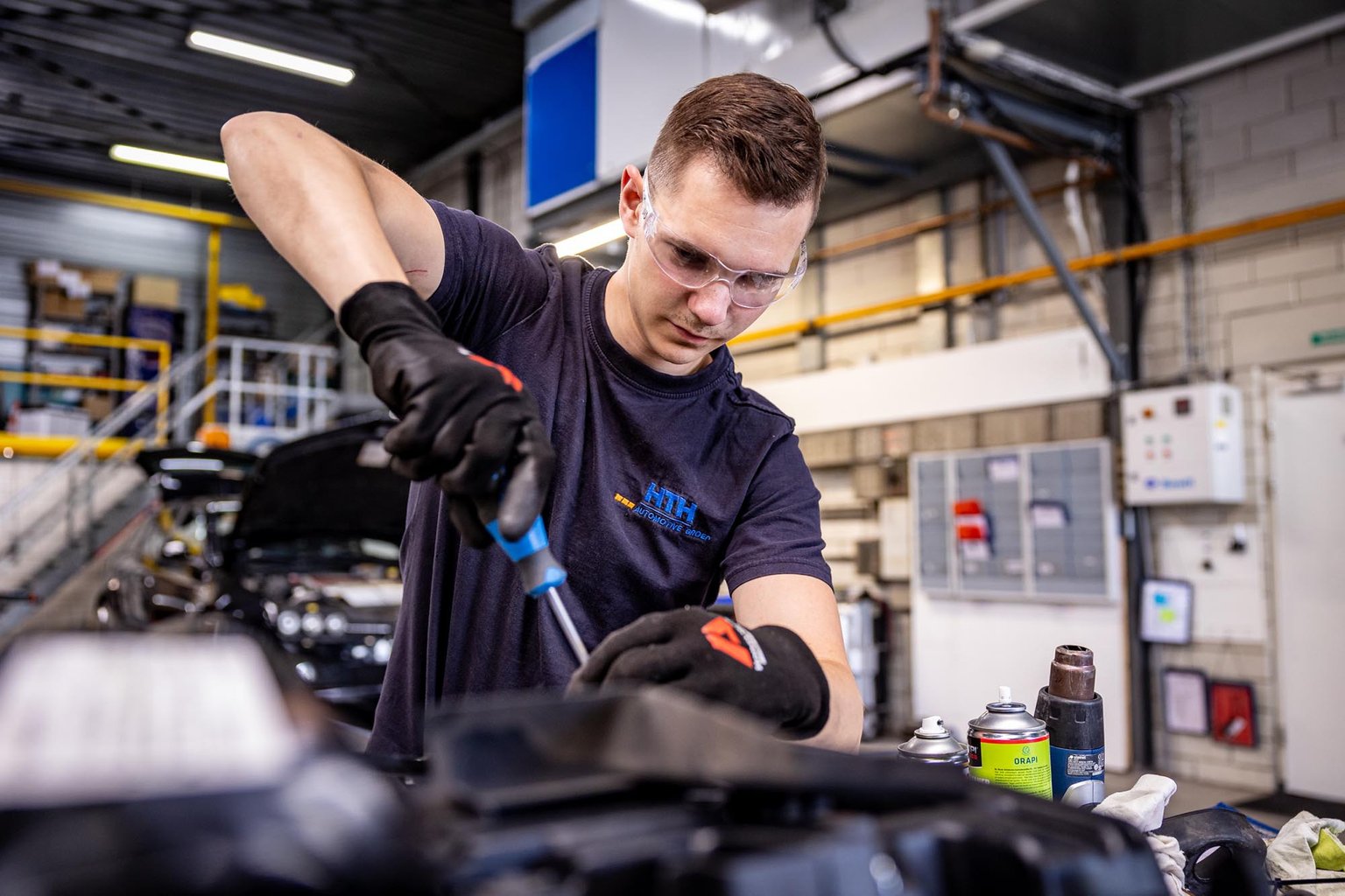 HTH Hagen Autoschade autoschade Apeldoorn autoschadeherstel