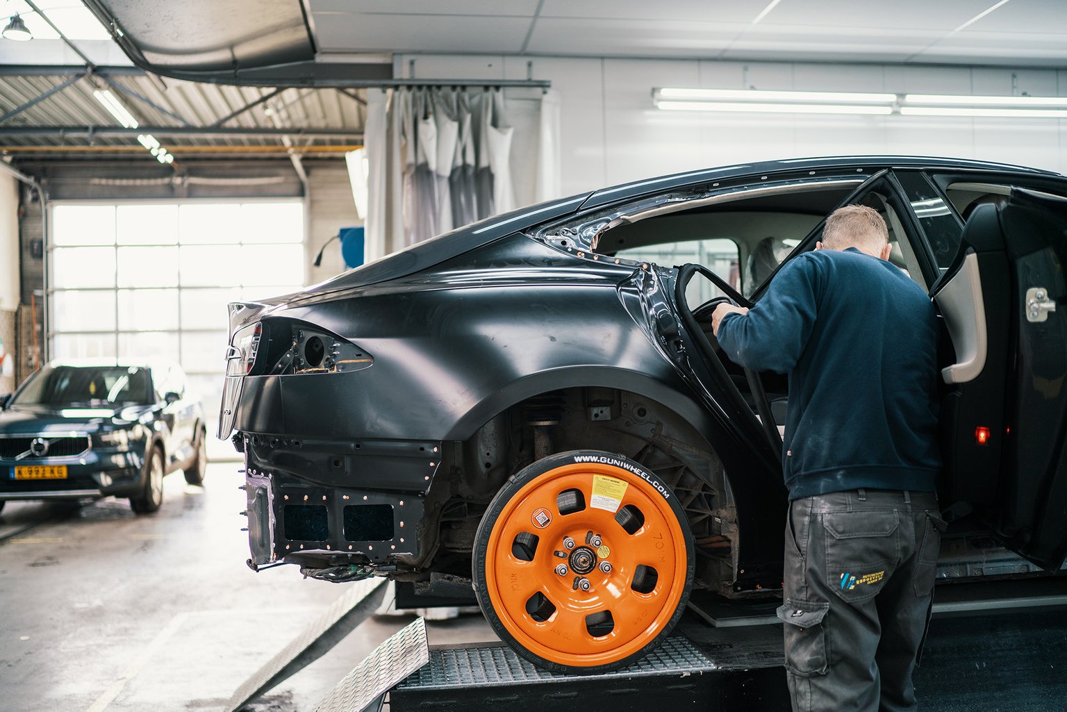 Autoschade Roggeveld | Roden | Trots Lid van A.A.S.