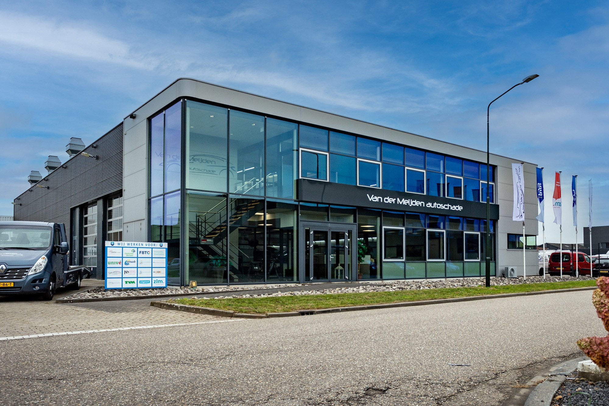 Autoschade Van der Meijden Giessen Pandfoto