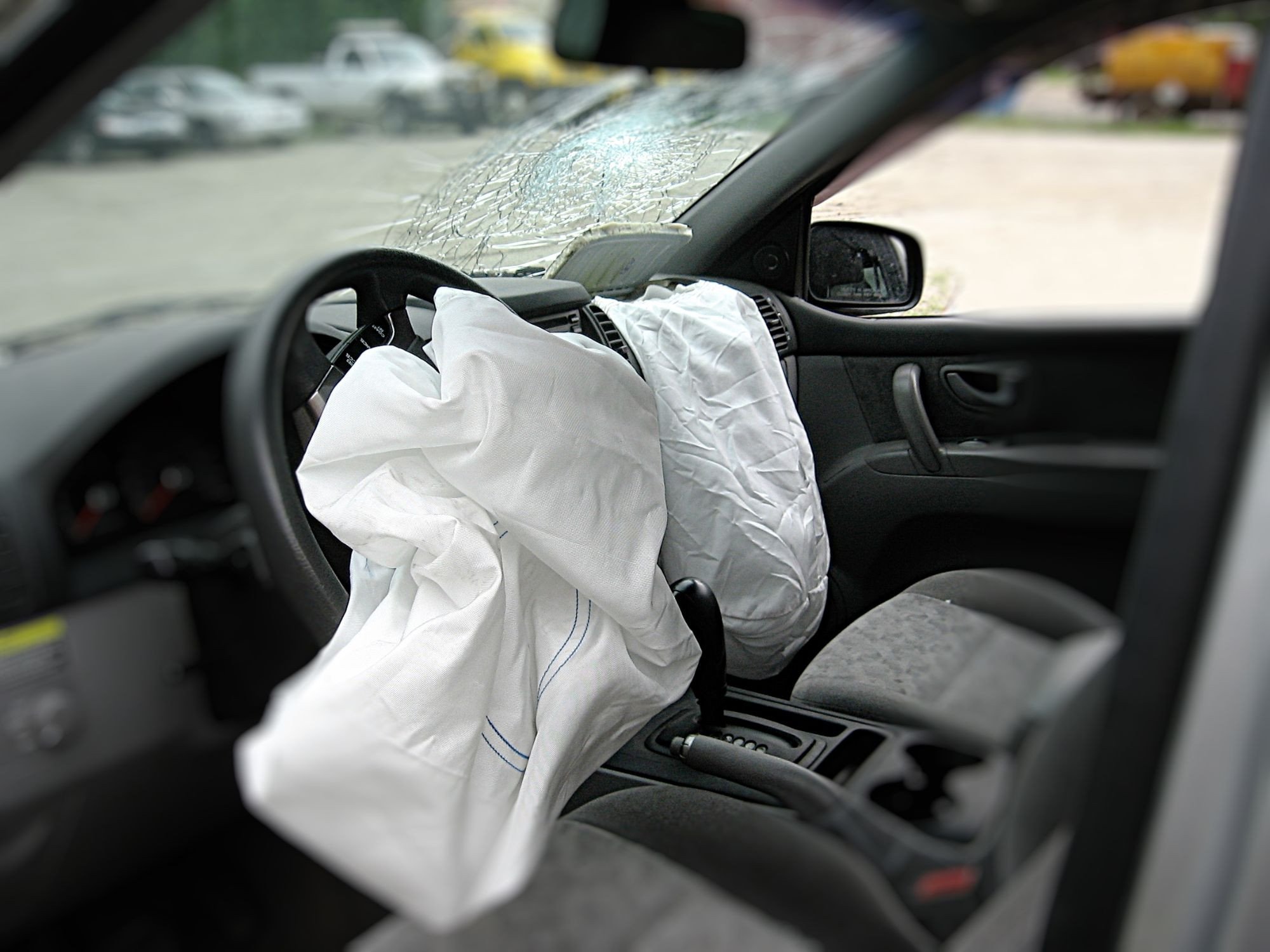 Airbag uitgeklapt? Dit moet je weten over schade en herstel